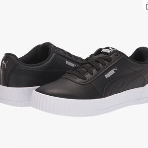 PUMA Women's Carina Sneaker